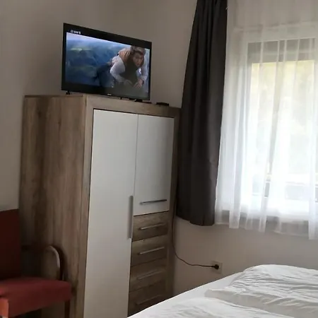 Zimmervermietung Stocker Проживание в семье
